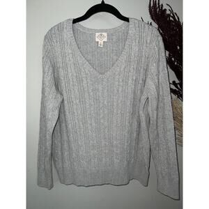 Gray cable knit v-neck pullover fall winter cozy sweater St. John’s Bay size XL